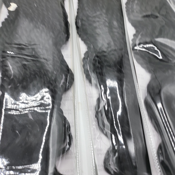 Goddess Loc Twist 20" 5pks - Coloits 1 1b/30 1b/burgandy - Picture 3 of 16